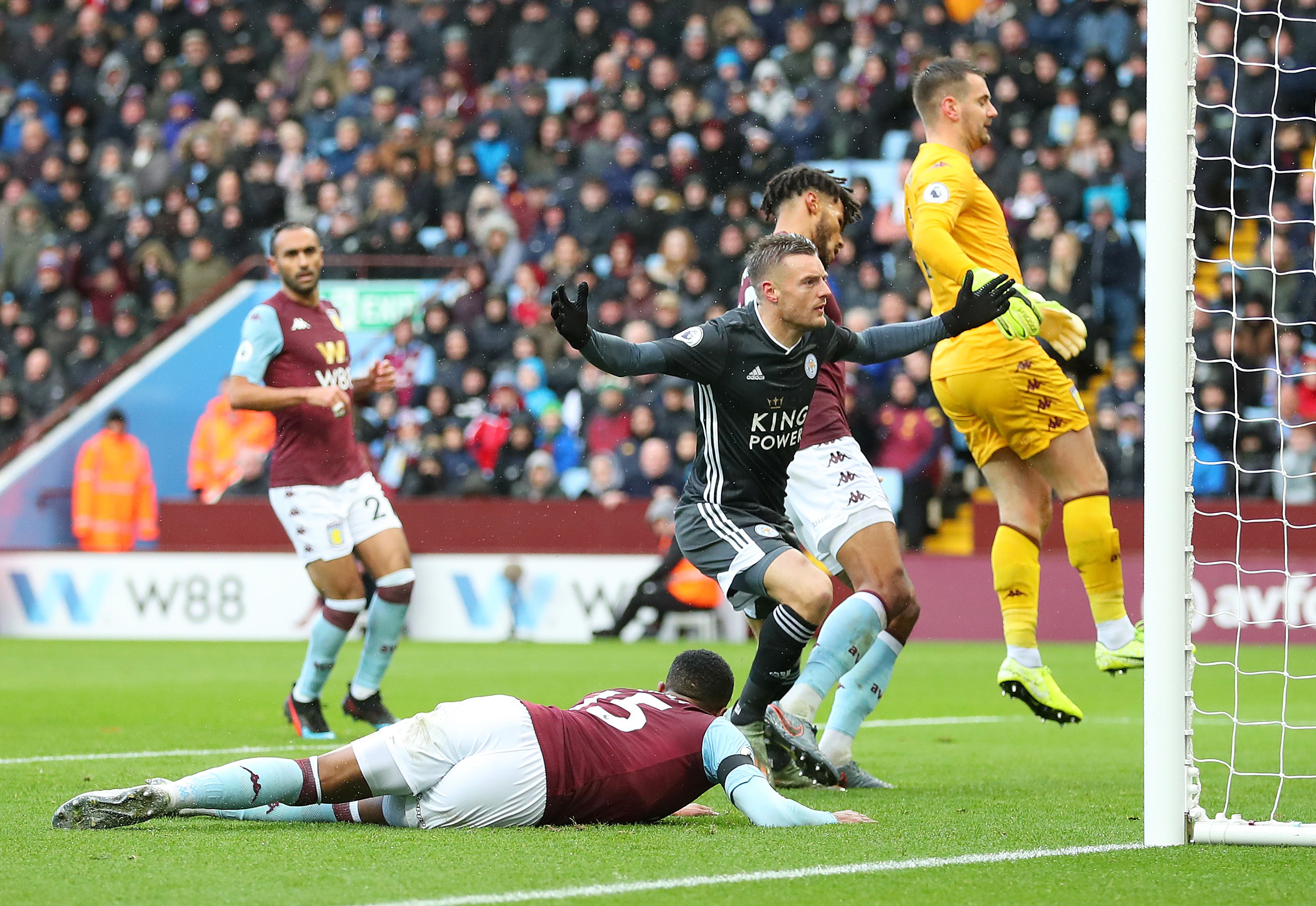 够保持冷静 够保持冷静